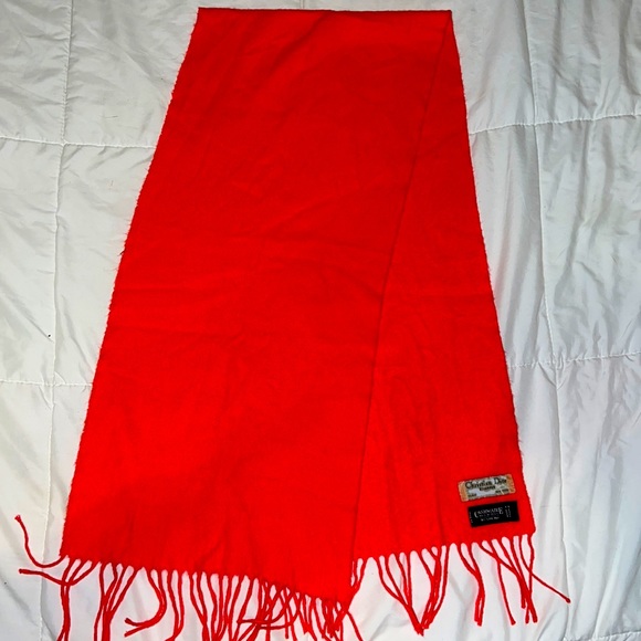 Cashmere Christian Dior coral scarf - Picture 1 of 2